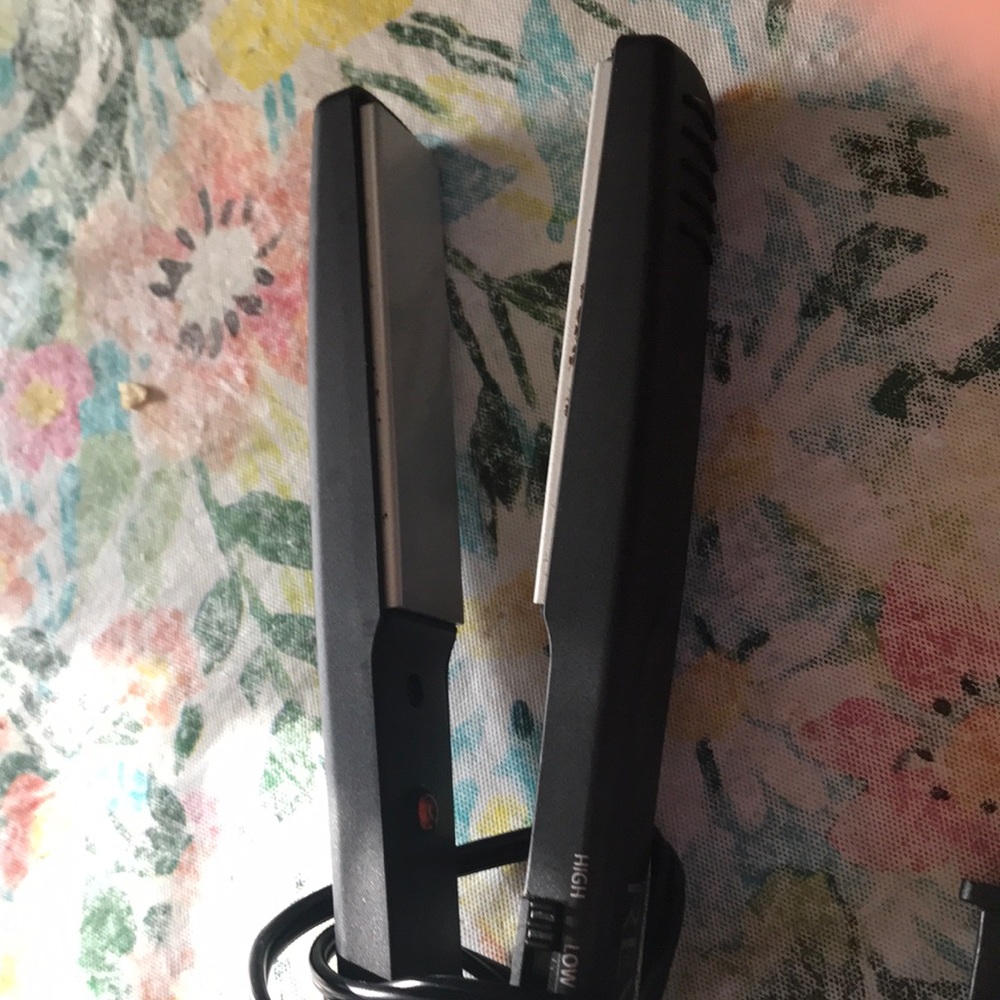 Flat iron